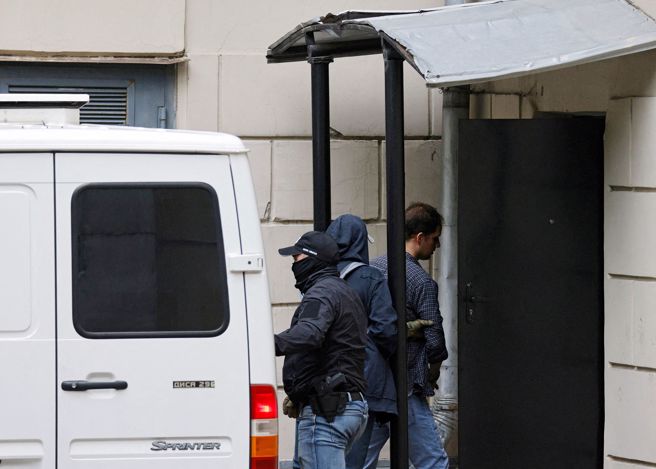 「华尔街日报」记者格什科维奇（Evan Gershkovich）被指控从事间谍活动，自今年3月遭扣留至今。（图／路透 )