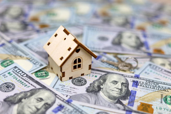 美房贷利率飙上8%，让房贷族苦不堪言。（示意图/达志影像/shutterstock）