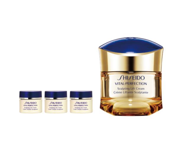 Global Mall新北中和推资生堂「全效抗痕微整拉提组」原价1万880元、会员独享价6120元。（Global Mall提供／朱世凯台北传真）