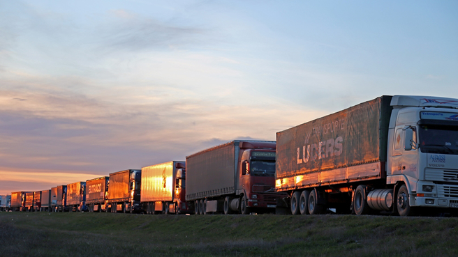 哈萨克是世界最大的内陆国，目前试图与俄罗斯画清界线。(图/shutterstock)