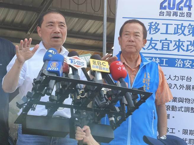 侯友宜表示，赖清德执政不好、贪污腐败，出现光电弊案、im.B骗案、疫苗採购案，赖清德都没说过半句话，没有勇气面对腐败政府，是要选什么总统？（林雅惠摄）