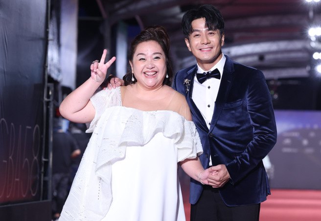 锺欣凌与郭彦均以《超级总动员》入围儿童少年节目主持人奖。（图／陈俊吉）