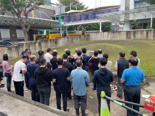 每年农历三月初三何家后代都会聚集在此祭拜祖先。（民眾提供／张亦惠台中传真）