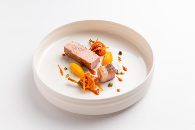 La Dame de Pic餐厅匯集法国与东南亚的美食风味。（新加坡莱佛士酒店提供）