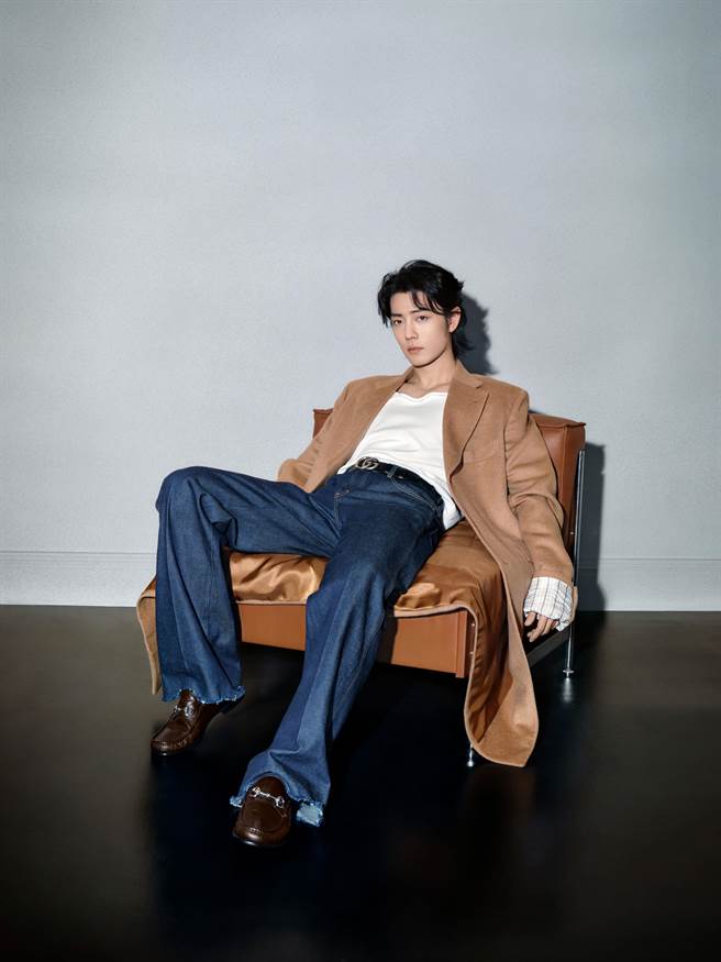 GUCCI歡慶1953 Horsebit 馬銜鏈樂福鞋問世70週年，邀請肖戰拍攝形象片。（GUCCI 提供／林欣儀台北傳真） 