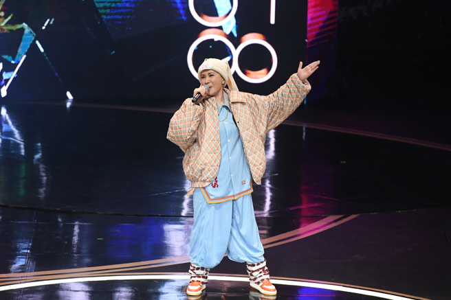 陈亚兰饶舌开场。（图／三立提供）