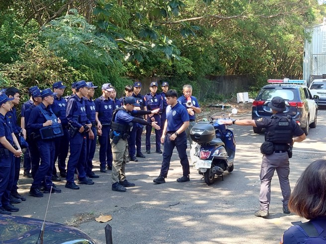 （图 / 新北市警察局提供）