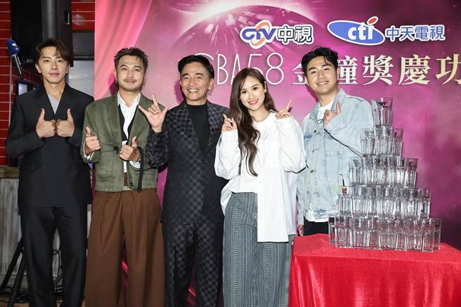 坤达（左起）、KID、吴宗宪、吴姗儒、鹿希派。（罗永铭摄）