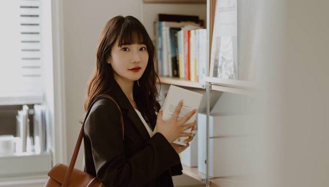 爱莉莎莎被告！赴警局做笔录…结局神展开：太荒谬了。(图/爱莉莎莎 IG)