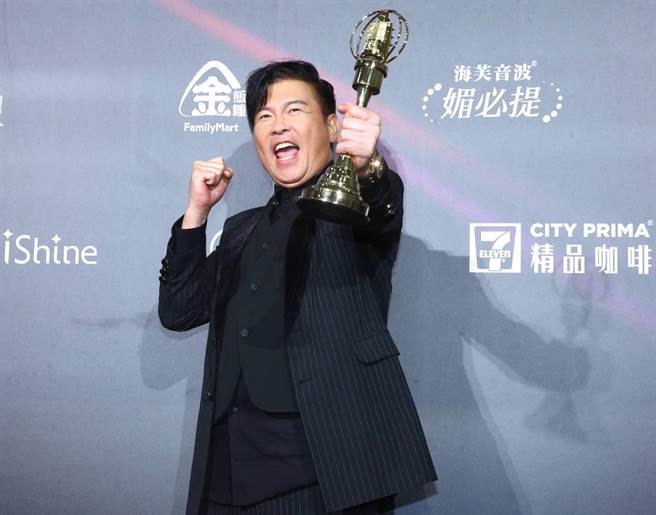 曾国城以《一字千金》夺下「益智及实境节目主持人奖」。（粘耿豪摄）