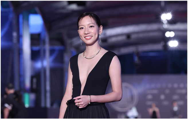 陈妤穿得很火辣。（图／陈俊吉摄影）