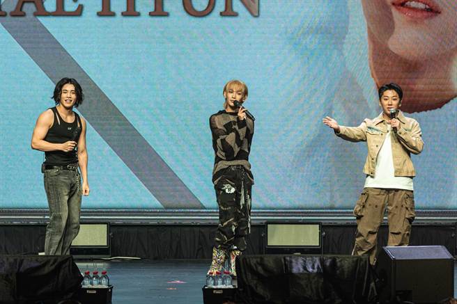 卢太铉（右起）来台举办见面会，髙田健太与金相均担任嘉宾。（ON INN ASIA提供）