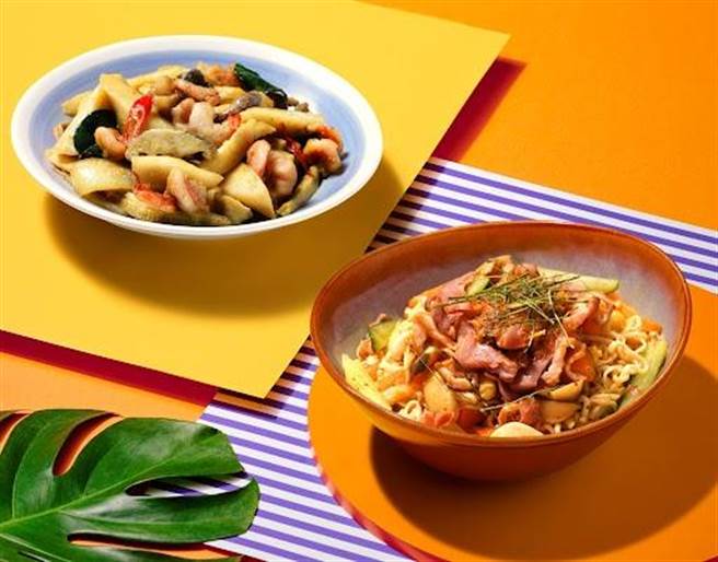 「飨泰多」宜兰新月店推出2道限定菜色迎宾，包括「绿咖哩美人腿」(左)和「酸辣鸭赏拌拌麵」。(飨宾餐旅事业提供)