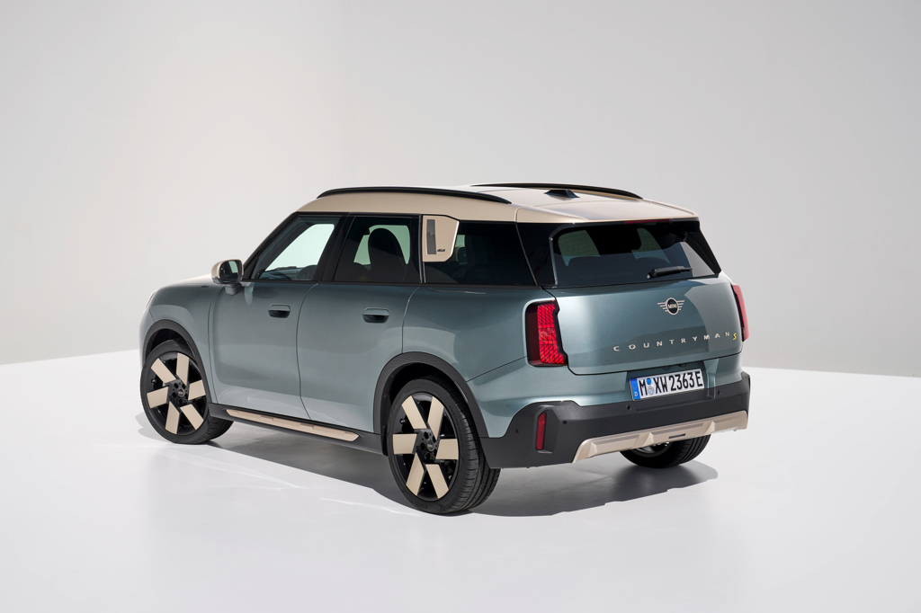 The next generation MINI Countryman is now available for online pre-sale!图3