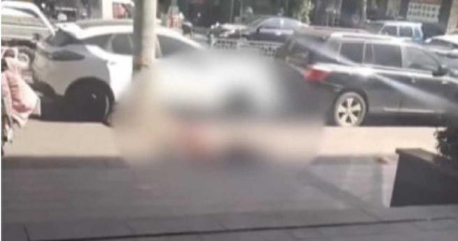 女子慘遭男友刺死。（圖／翻攝自微博）