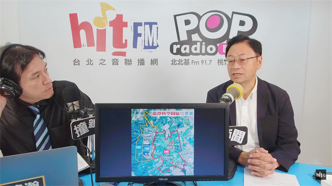 桃園市長張善政說，水電跟地域桃園有絕對優勢，會持續爭取台積電在桃園設廠。(蔡依珍攝)