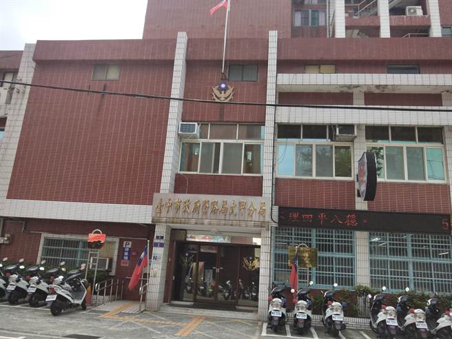 台中大甲警分局查出拍摄不雅影片及PO影片男子。（陈淑娥摄）