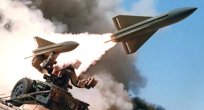 鷹式飛彈。(圖/Raytheon )