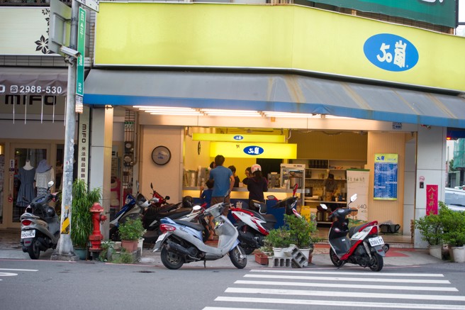 50岚被讚「良心店家」！手摇冠军网激推「品质稳定」：以前高贵现在平价。(图/本报系资料照)