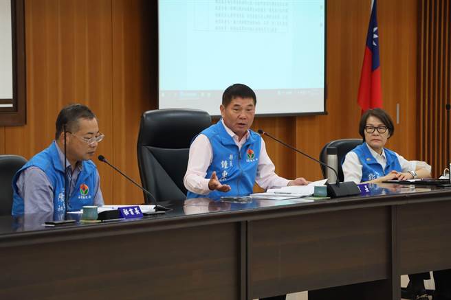 苗栗縣長鍾東錦主持縣務會議。（苗栗縣政府提供／李京昇苗栗傳真）