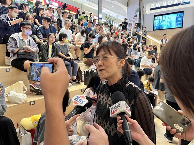 新竹市立委参选人柯美兰24日接受直播节目专访，谈到赵天麟婚外情，她说自己是平权主义者，每个人应该互相尊重，也认为姻缘不容易，先生应该要爱老婆、好好珍惜。（本报资料照）