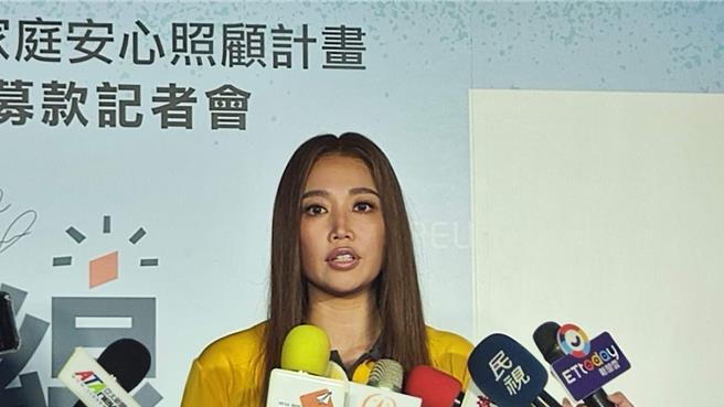 喜憨儿基金会今天邀请艺人A-Lin担任公益大使。（林良齐摄）