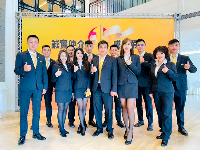 
认同强大品牌力，竹北知名自营商转招永义房屋，卢玟臣团队创造人均业绩直逼800万。图片来源：永庆房产集团
