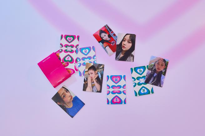 NewJeans专属IP周边，NJ Get Up 专辑小卡。（​​LINE FRIENDS提供／古明弘台北传真）