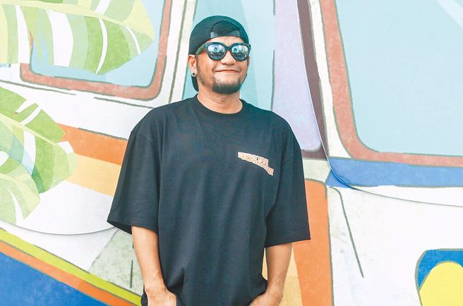 張震嶽曾分享自己宿醉時被老婆偷踢的趣事。（圖/粘耿豪攝）