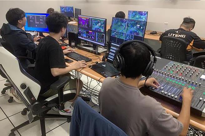 2023新竹县全国电竞大赛，经过1个月的线上赛事后，29日将在新竹县体育馆举办线下总决赛。（新竹县政府提供／罗浚滨新竹传真）