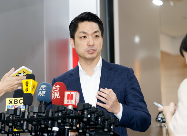 針對高端品牌的流感疫苗沒人打一事，台北市長蔣萬安25日表示，確實最多人施打的品牌為國光，但仍會讓市民有選擇施打哪種廠牌的權利。台北市長蔣萬安25日出席「維護公共安全督導會報」。（陳信翰攝）