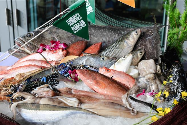 高雄市长陈其迈25日邀请民眾到高雄吃海鲜，图为高雄的水产品。（高雄市海洋局提供／林瑞益高雄传真）