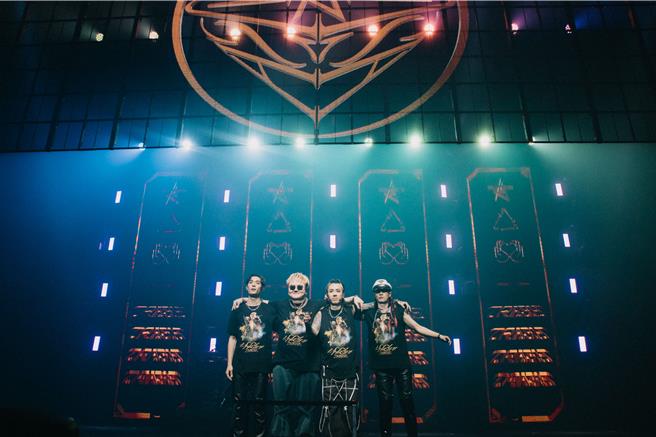 TRASH《Holy Trip！精神时光屋》演唱会将于12／23在高雄流行音乐中心开唱。（华纳音乐提供）