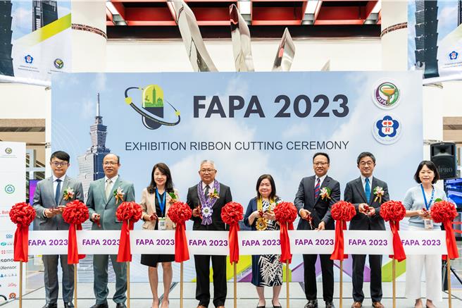 第29届亚洲药学会进行剪彩仪式。（药师公会全联会提供／林周义台北传真）