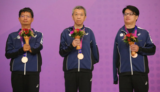杭州亞帕運》圍棋男子團體銅牌 中華隊史首面圍棋獎牌