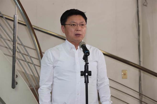 立委赵天麟24日在高雄服务处开记者会坦言，多年前发生的一段不应该发生的感情。（资料照，柯宗纬摄）