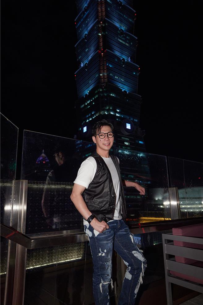 品冠日前出席凯渥集团万圣趴。（种子音乐提供）