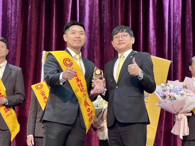 永庆不动产案源与客户量都比其他品牌多很多，加上联卖制度让销售效率提升，让赖品维年收入达到250万元。(图片来源：永庆房产集团)