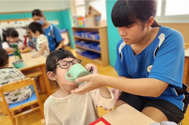 旗美高中幼保參訪早療發現慢飛天使的花園- 生活- 中時