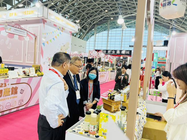 「高雄國際食品展『高雄物產館』」展出高雄最創新、最有特色的農特產品。（圖／高雄市農業局）