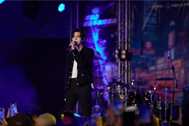 毕书尽26日前往文化大学演出。（索尼音乐提供）