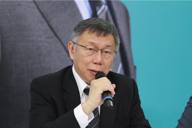 民眾黨總統參選人柯文哲今舉行聯合政府政策討論座談會。（楊亞璇攝）