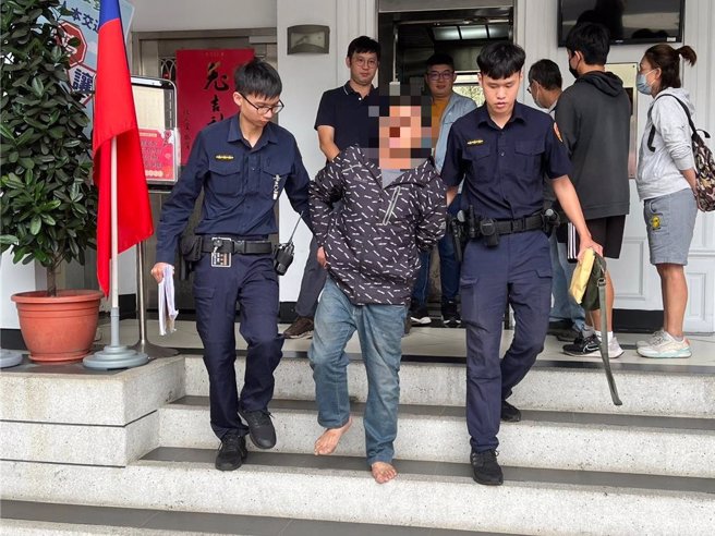 警方將柯嫌移送地檢署偵辦。（王揚傑攝）