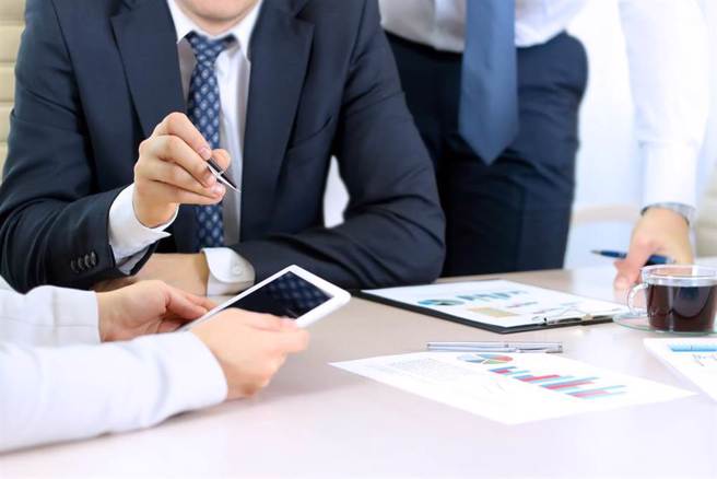 土增税、契税、印花税线上缴，24小时服务不打烊。（示意图／达志影像）