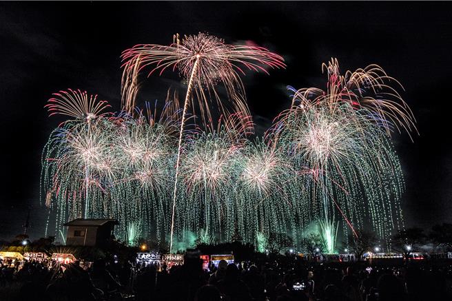 土浦烟火大会被誉为日本必看烟火之一。(台南市政府提供／曹婷婷台南传真)