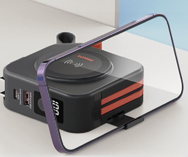 PHILIPS FunCube「放心充」行动电源机身侧边可拉出支架摆放手机。（PHILIPS提供／古明弘台北传真）