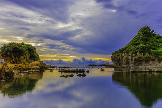 皇冠海岸观光圈前进日本国际旅展，女王头风潮抢攻日客，图为和平岛地质公园。（北观处提供／蔡亚桦新北传真）