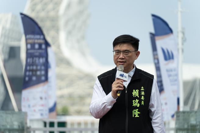 立委赖瑞隆表示，在立法院和中央会配合地方政府，期待明年有机会来完成环台赛的目标。（图片来源：亚果游艇集团提供）