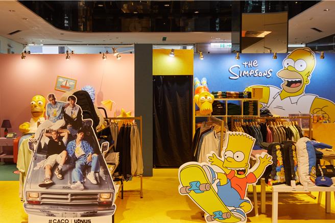 CACO打造的辛普森主題快閃店首站已於信義A11正式登場。（CACO提供／朱世凱台北傳真）