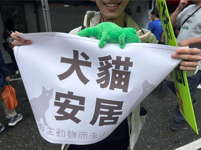 劉偉蘋說，安樂死的問題不在《動保法》，而是社會集體的錯誤認知。（李柏澔攝）